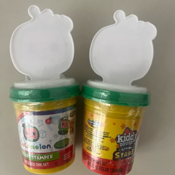 2 Kiddy Dough Cocomelon Dough and Figure Stamper Set, Sealed - Picture 2 of 2